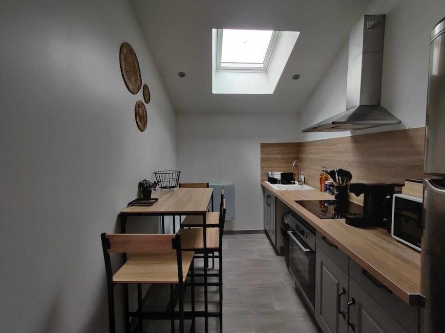 La Petite Falaise, Maison Avec Cour Dreux Centre Kültér fotó